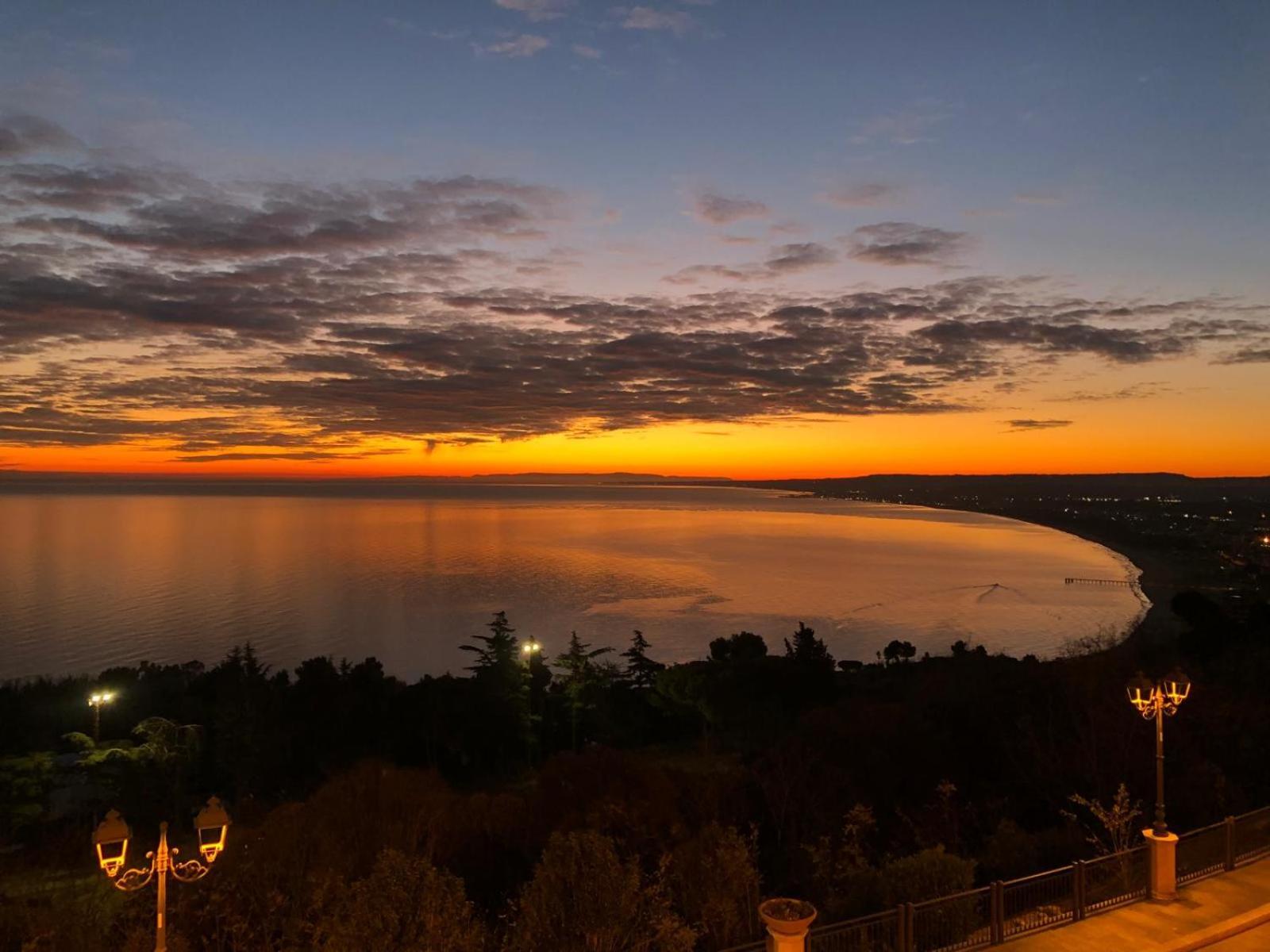 Bluonly Boutique B&B Vasto Buitenkant foto