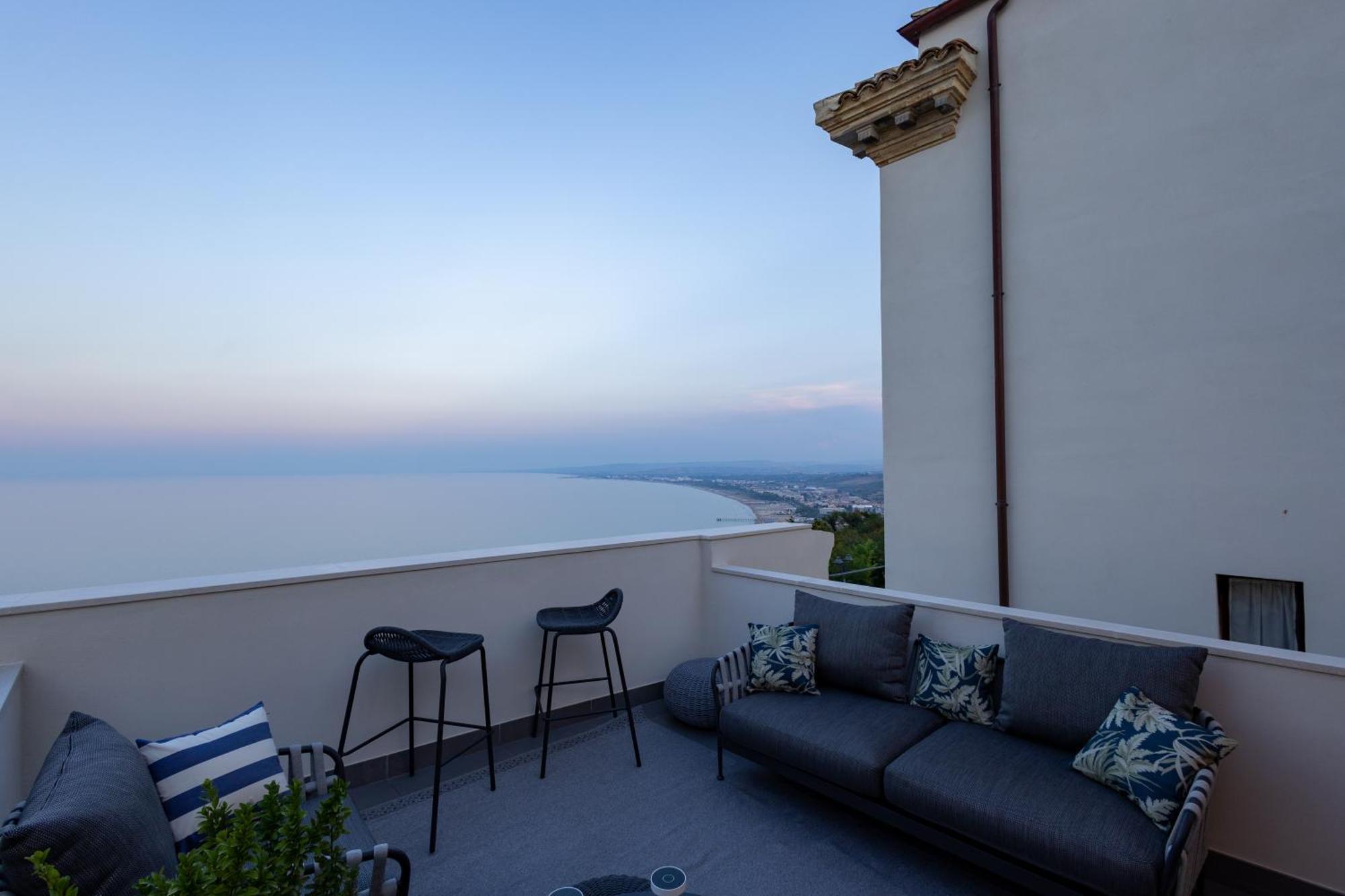 Bluonly Boutique B&B Vasto Buitenkant foto